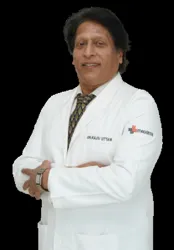 Dr. Rajiv Uttam کی تصویر