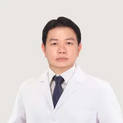 Dr. Kroonpong Iampenkhae کی تصویر