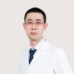 Dr. Sirapong Chokteerasawad کی تصویر