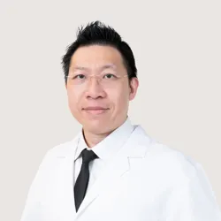 Portrait of Dr. Temee Sathienrad